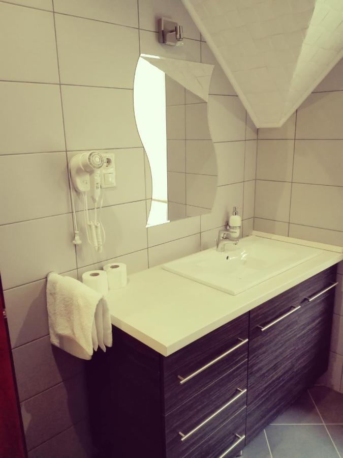 Fonix Apartmanhaz Nagypáli Dış mekan fotoğraf